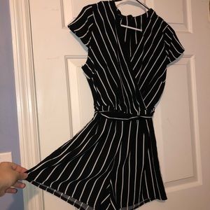 New Look Black & White Romper - Size 8